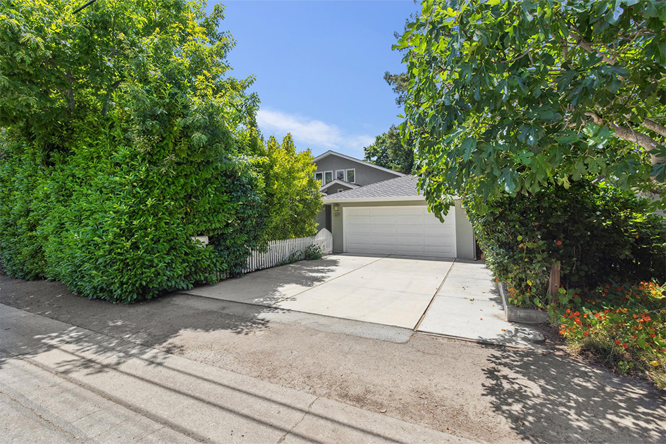 227 Santa Margarita Ave
