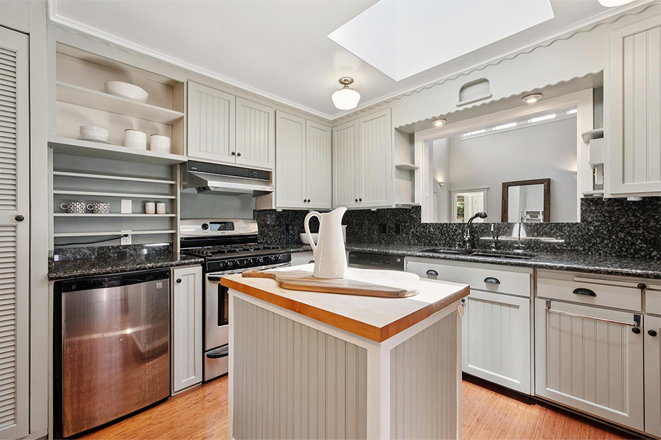227 Santa Margarita Ave