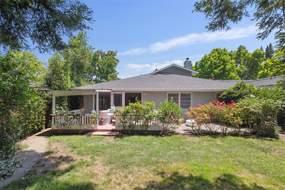 227 Santa Margarita Ave